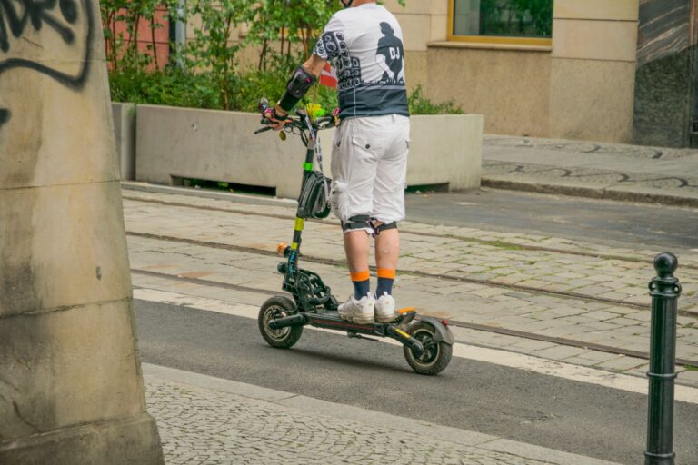 Trottinette Électrique Tout Terrain : Top 10 Modèles 2026